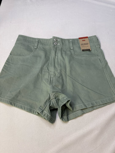 ladies Size 32 Levis Shorts NWT