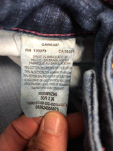 Load image into Gallery viewer, Size Wrangler Retro Jeans - 30/9 X 36 length, Mid Rise Boot