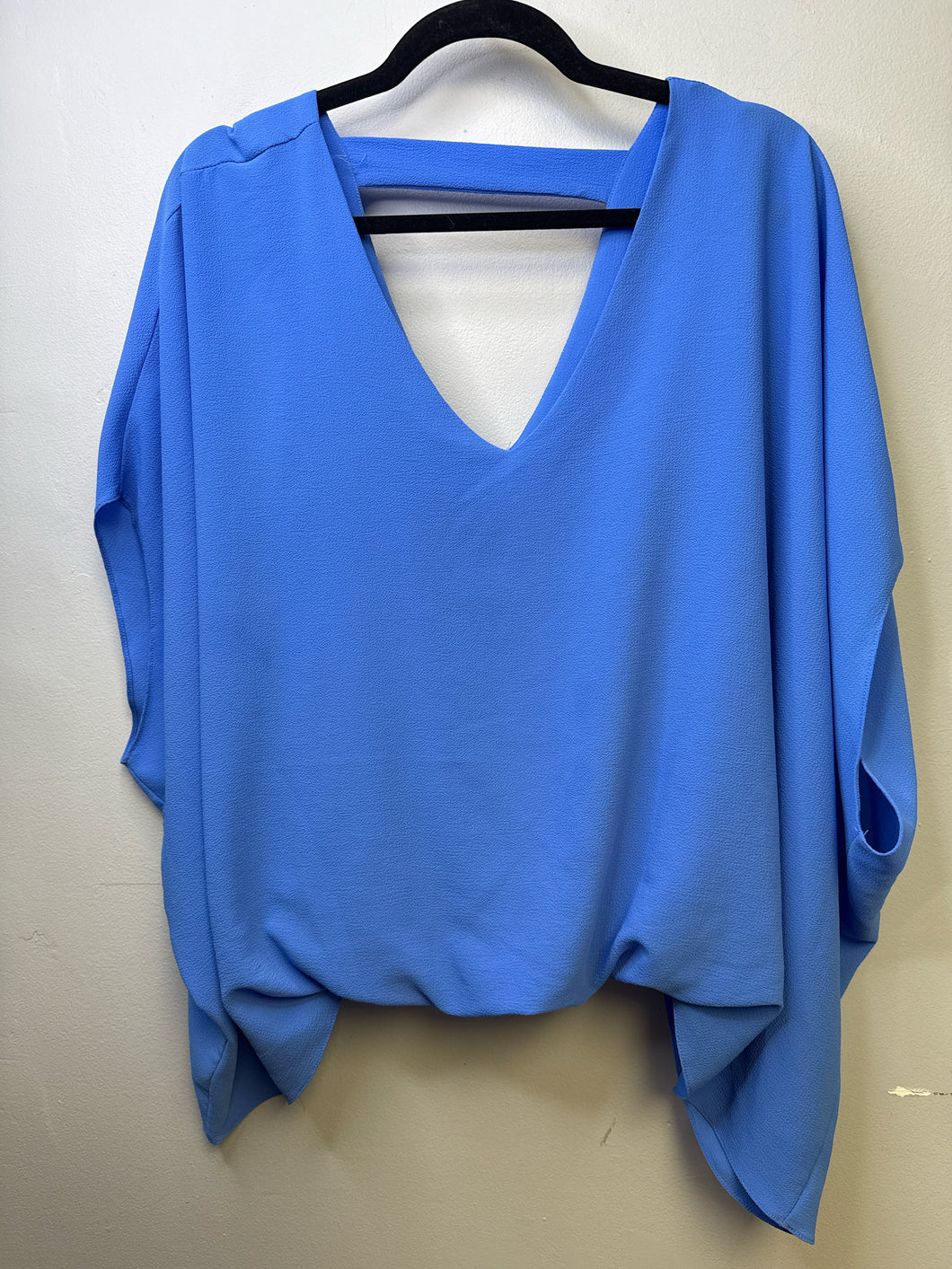 ladies Size L Shirt