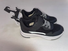 Load image into Gallery viewer, 12 Shoes