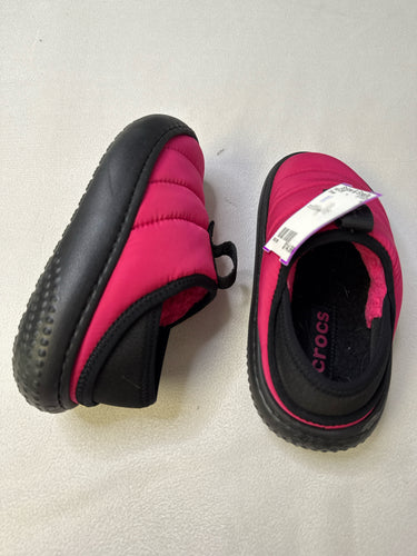 Croc size 11 pink Shoes