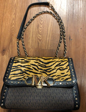 Load image into Gallery viewer, michael kors Purse - Adjustable straps, gold hardware
