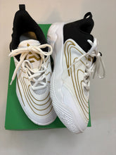 Load image into Gallery viewer, BNIB Kid's Size 5Y Nike Giannis Immortality 4 Basketball Shoes