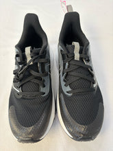 Load image into Gallery viewer, New Balance Shoes