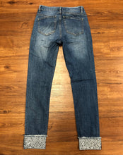 Load image into Gallery viewer, Size 4 Venus Jeans