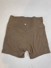 Load image into Gallery viewer, Women's Size L Halara Shorts