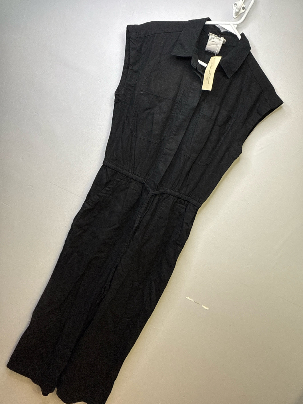 womens Size 4 universal thread romper NWT