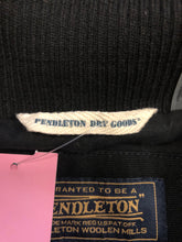 Load image into Gallery viewer, Size L Pendleton Jacket