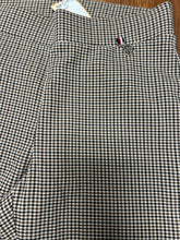 Load image into Gallery viewer, Size 4 Tommy Hilfiger Pants