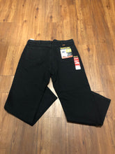 Load image into Gallery viewer, Men&#39;s Rustler Size 40x30 Jeans