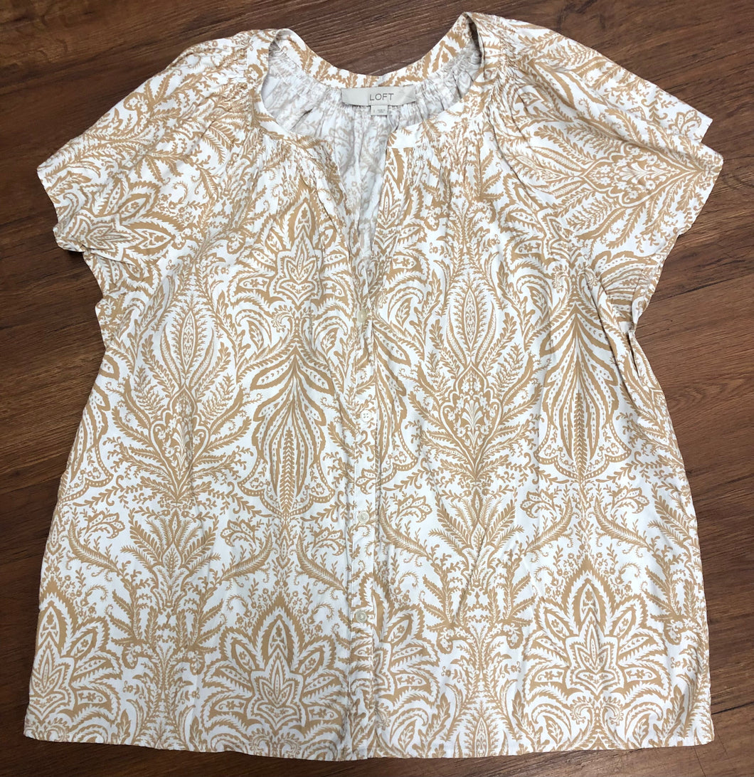 Size L Loft Shirt, button up short sleeve