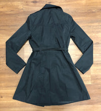 Load image into Gallery viewer, womens S Express button up jacket with belt, black