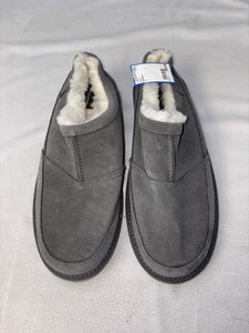 12 Slippers