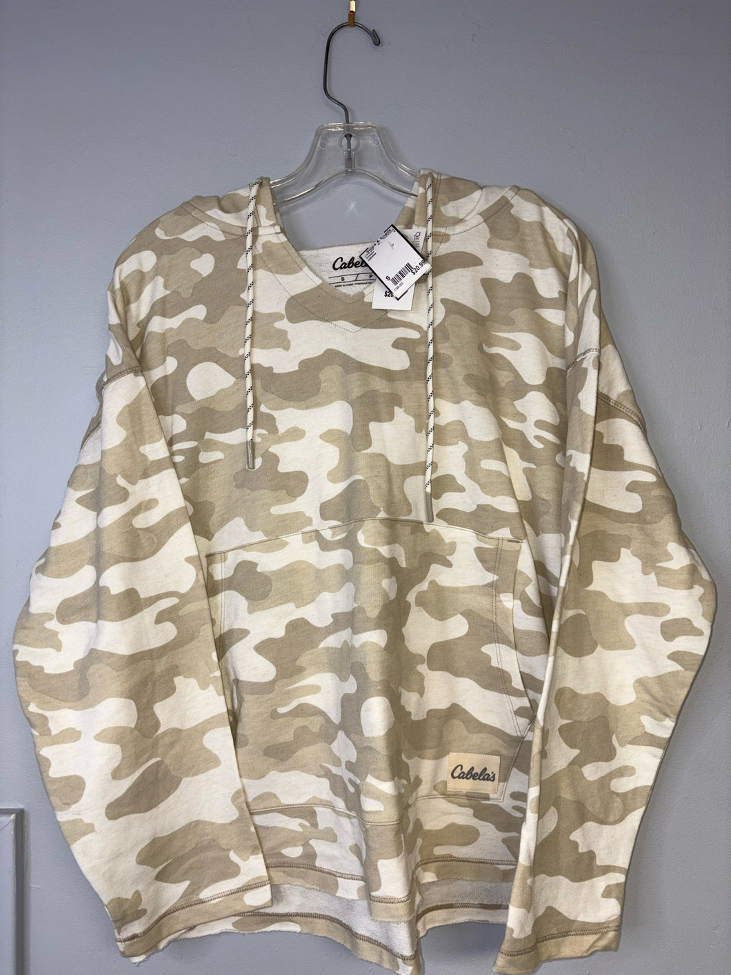 womens Size S cabelas Sweater NWT