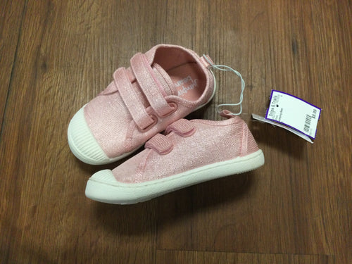 BNWT Girl's Size 8 Jumping Bean Shoes