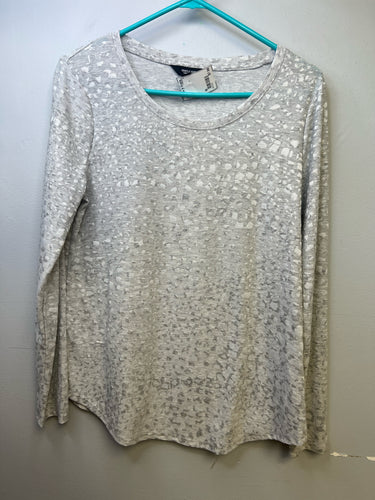 womens Size M Shirt