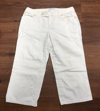 Load image into Gallery viewer, Size 4 Pants