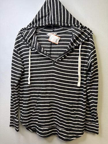 ladies Size S Market & Spruce Shirt