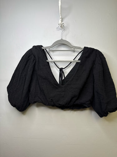 Womens Size S H&M Shirt