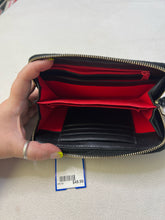 Load image into Gallery viewer, Dooney wristlet