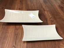 Load image into Gallery viewer, Household - 2 piece set , tan platter decor