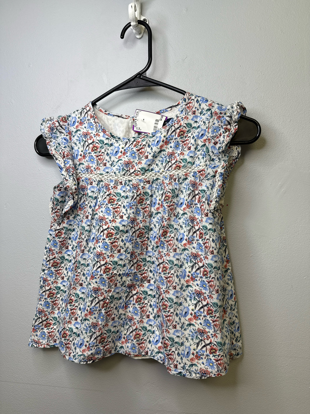 girls youth med Gap Shirt