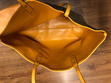 Load image into Gallery viewer, Coach Purse - Reversible tote bag with inner removable pouch