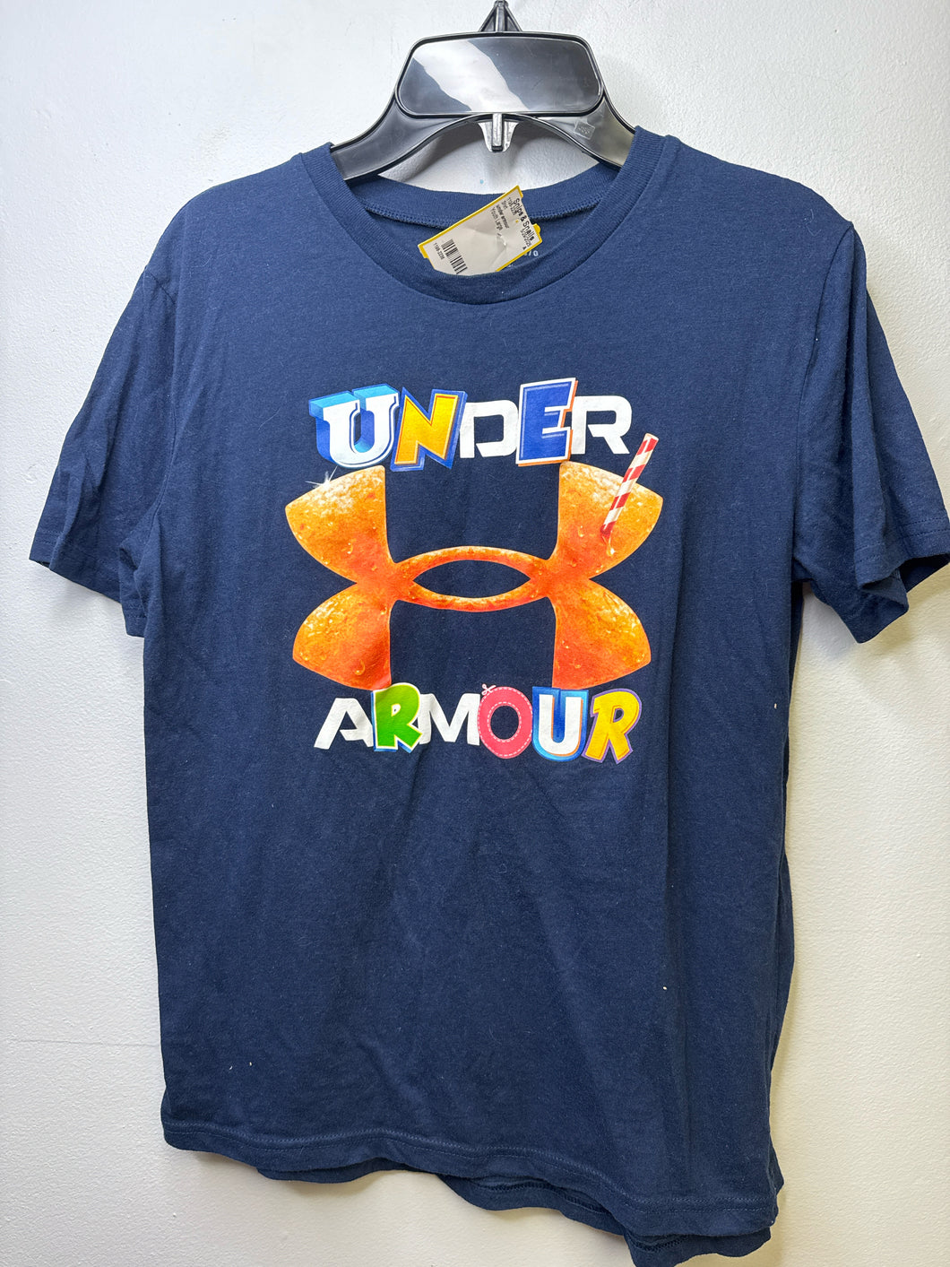 Girls Youth Large under armour Shirt