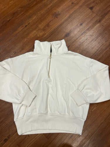 Size L A new day Shirt