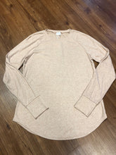 Load image into Gallery viewer, Size L Shirt