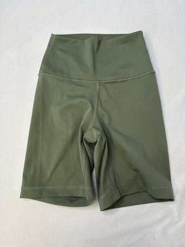 ladies Size XS Yogalicious Shorts