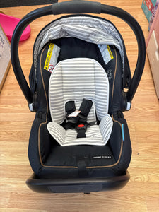 Graco car seat PICK UP ONLY