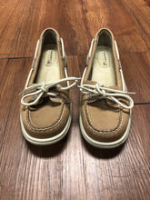 Load image into Gallery viewer, Women&#39;s Sperry Size 6 shoes