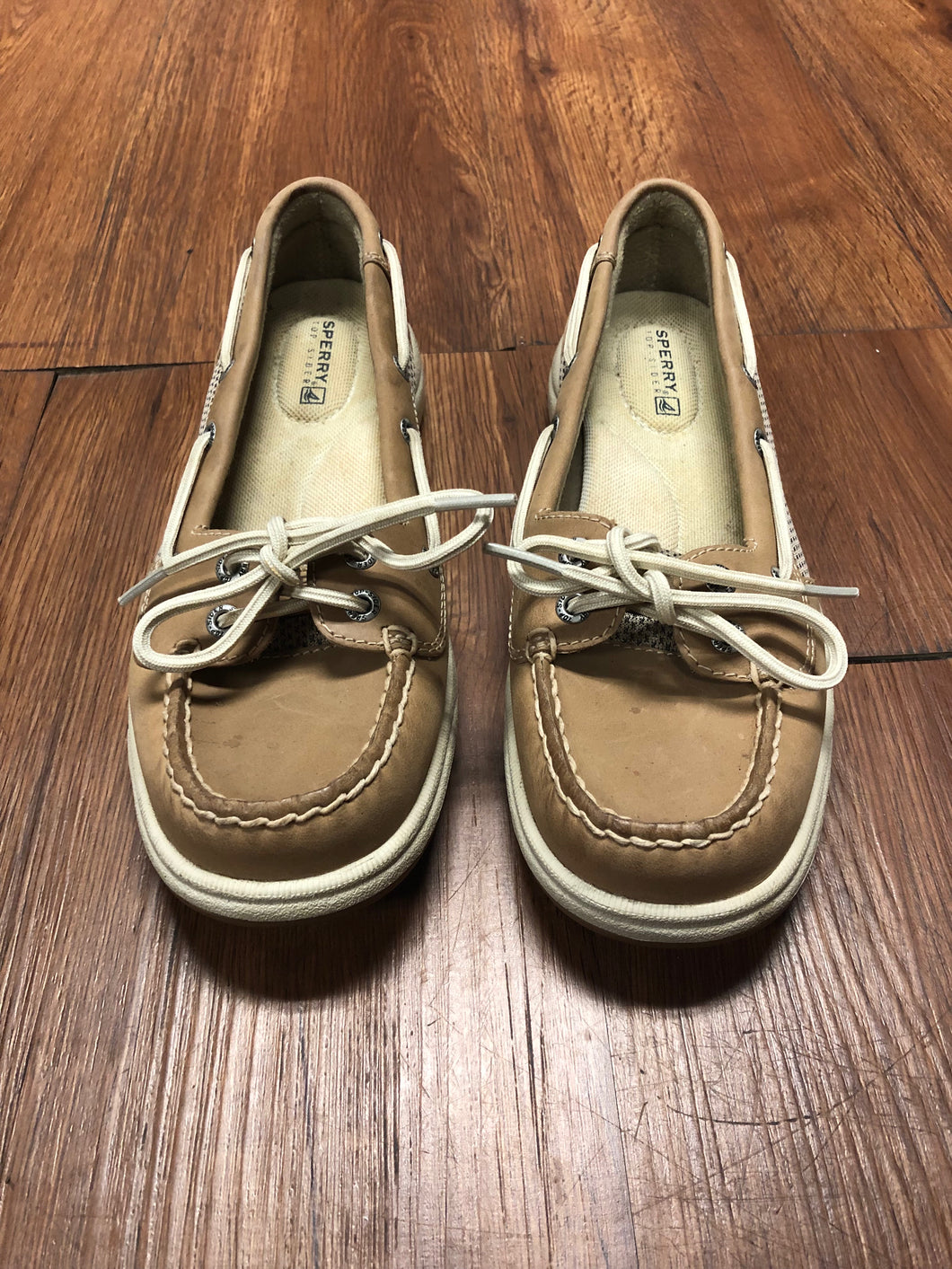 Women's Sperry Size 6 shoes