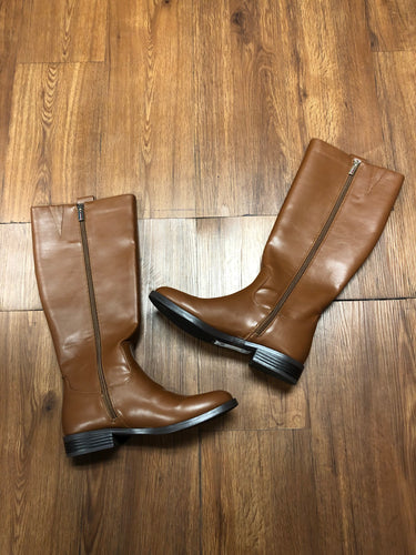 Women's Tommy Hilfiger Size 8 Boots