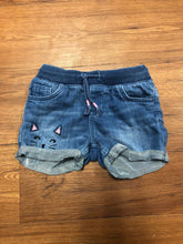 Load image into Gallery viewer, 6/6x Cat &amp; Jack girls Shorts