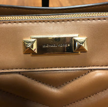 Load image into Gallery viewer, michael kors Purse gold hardware, triple compartments