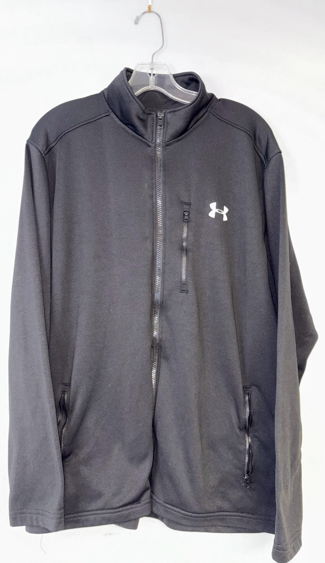 Size XL UA mens zip up