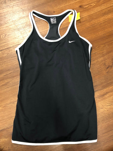 Size M Nike Shirt