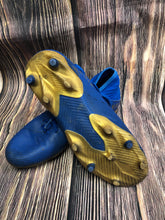 Load image into Gallery viewer, Mens Adidas Nemesis Cleats - size 6