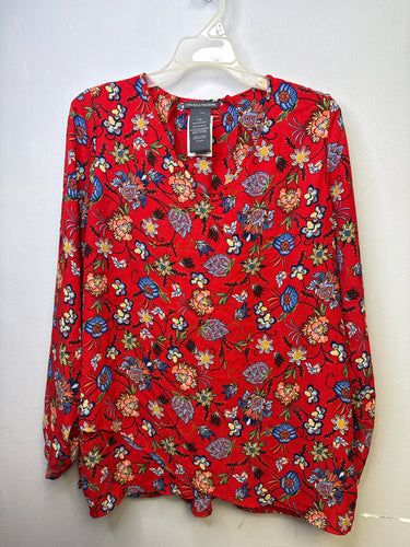 Size L Chelsea & Theodore Shirt