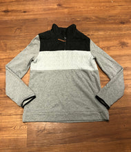 Load image into Gallery viewer, Size S Maurices pullover