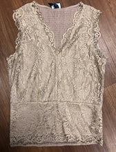 Load image into Gallery viewer, Buckle Size XL Shirt, Daytrip line
