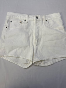 Size 28 Levis Shorts