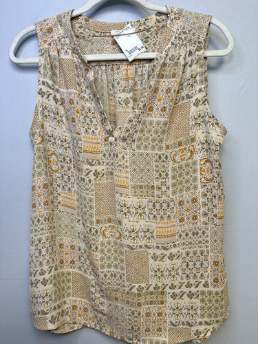Ladies Size M Shirt