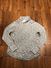 Load image into Gallery viewer, Size Med womens  90 Degree bwnt  Shirt