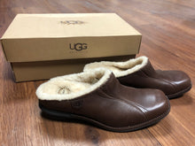 Load image into Gallery viewer, UGG 8 shoes - Langford shoe - new without tag, in box.