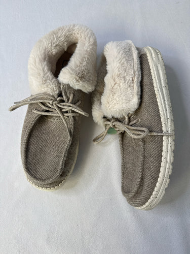 9 Boots