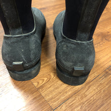 Load image into Gallery viewer, muck 10 shoes