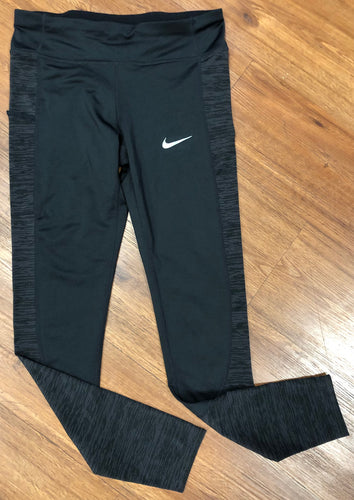 Size M Nike dri fit womens lined Leggings
